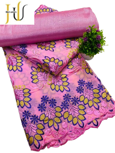 Tissu Lessi – Complet prêt à sublimer vos tenues