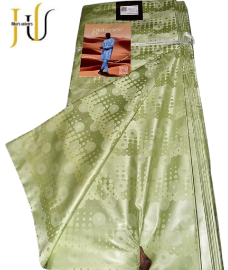 Bazin Getzner – Tissu de Luxe à 15 000 FCFA le mètre